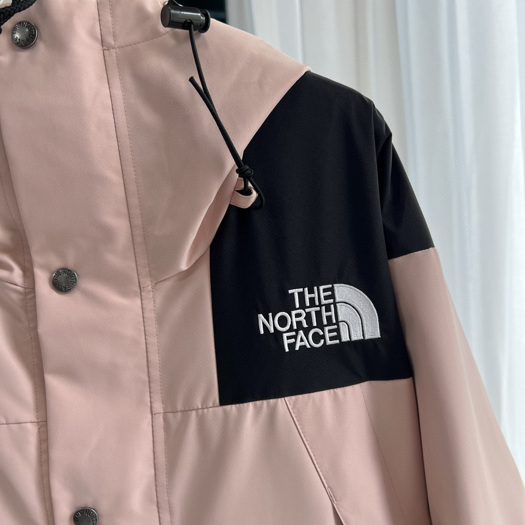 The North Face GORE-TEX Waterproof Hooded Mountain Jacket, Pink and Black Colorblock Outdoor Windbreaker