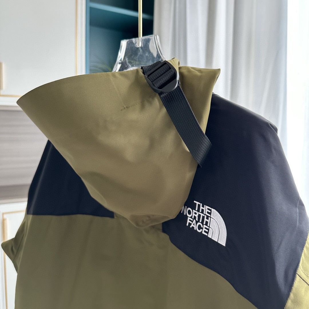 The North Face GORE-TEX Waterproof Hooded Mountain Jacket, Olive Green and Black Colorblock Outdoor Windbreaker